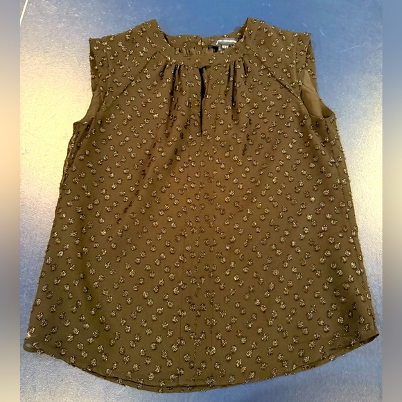 French Connection Black w/Blk Shimmery Polka Dot Sleeveless Open V Front Blouse - Picture 1 of 7